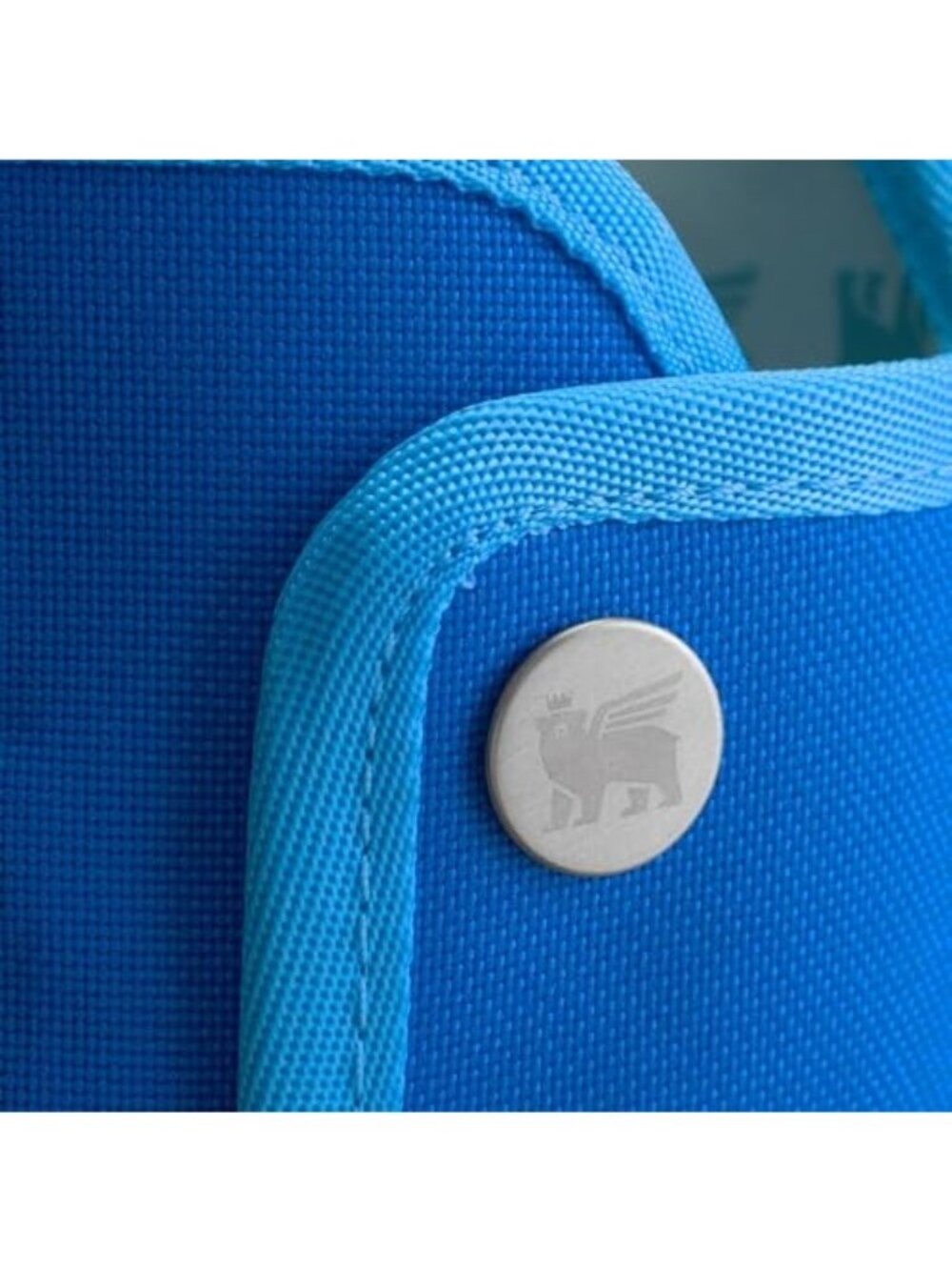 Stanley 40 oz Quencher Cross Body Carry All with Carry Strap Blue New in Box - Picture 4 of 4
